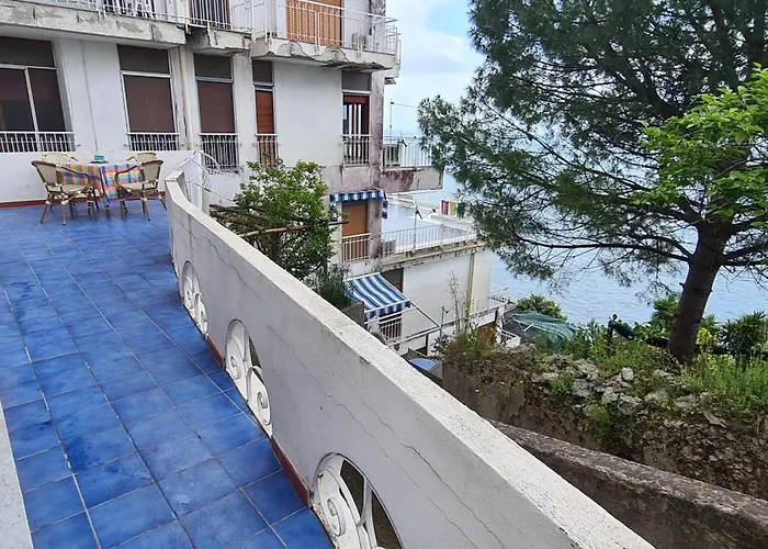 Casa Del Pino * 아말피